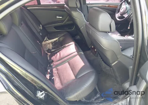 2008 BMW 528Xi z USA, uszkodzony, nr VIN WBANV13548CZ55282